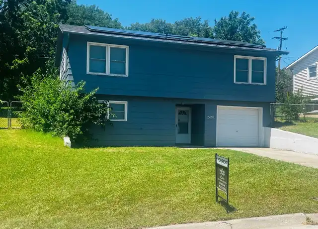 Property at 1520 Rockwell Dr, Junction City, KS, 66441, 3 beds, 1.5 baths, [object Object]