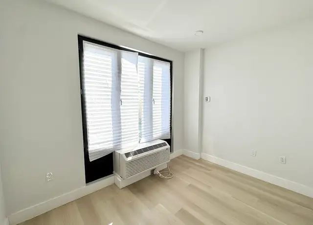 Photo of 316 Forrest St, Jersey City, NJ 07304