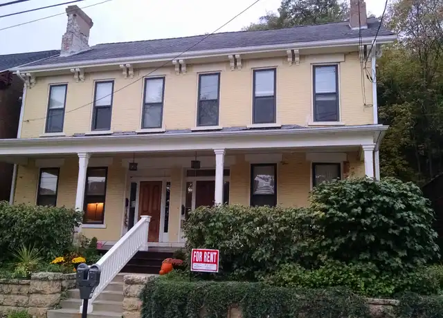 Property at 653 Bluff St, Dubuque, IA, 52001, 2 beds, 1 bath, [object Object]