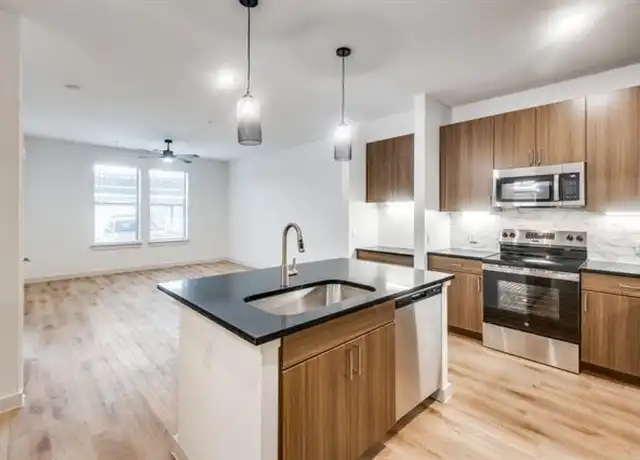Property at 512 S Ewing Ave Unit A1, Dallas, TX, 75203, 1 bed, 1 bath, [object Object]