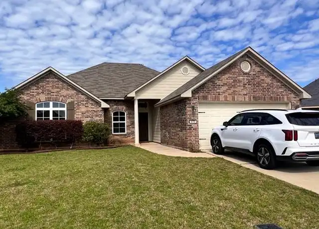 Property at 612 Bloomington Ln, Bossier City, LA, 71112, 3 beds, 2 baths, [object Object]