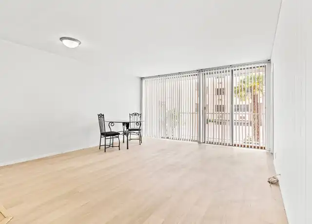Property at 1425 Lakeside Dr, Oakland, CA, 94612, 1 bed, 1 bath, [object Object]