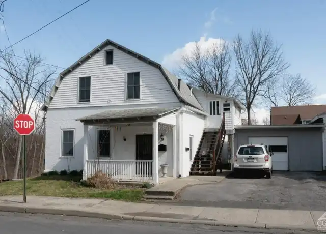 Property at 122 2nd St Unit 1, Athens, NY, 12015, 1 bed, 1 bath, [object Object]