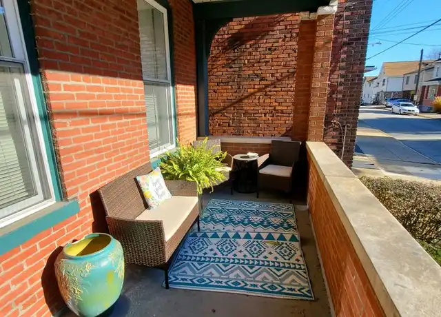 Property at 1718 Middle St Unit 2nd Floor, Pittsburgh, PA, 15215, 2 beds, 1 bath, [object Object]