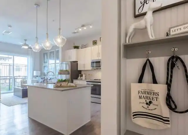 Property at 900 Lake Carolyn Pkwy Unit 3004, Irving, TX, 75039, 3 beds, 2 baths, [object Object]