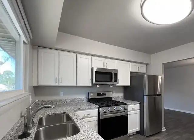 Property at Carolanne Terrace Apartments - 5528 Carolanne Ter, Virginia Beach, VA, 23462, 2 beds, 2 baths, [object Object]