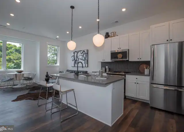 Property at 2940 W Thompson St Unit 406, Philadelphia, PA, 19121, 1 bed, 1 bath, [object Object]