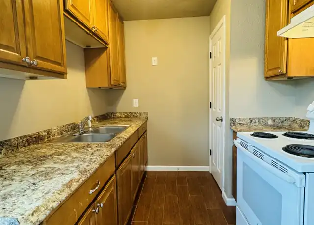 Property at 2413 Cuney Ct Unit 332, Silsbee, TX, 77656, 3 beds, 1 bath, [object Object]