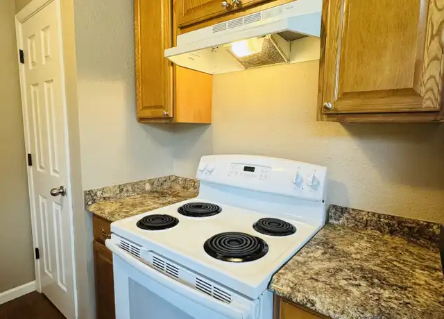 Property at 2413 Cuney Ct Unit 332, Silsbee, TX, 77656, 3 beds, 1 bath, [object Object]