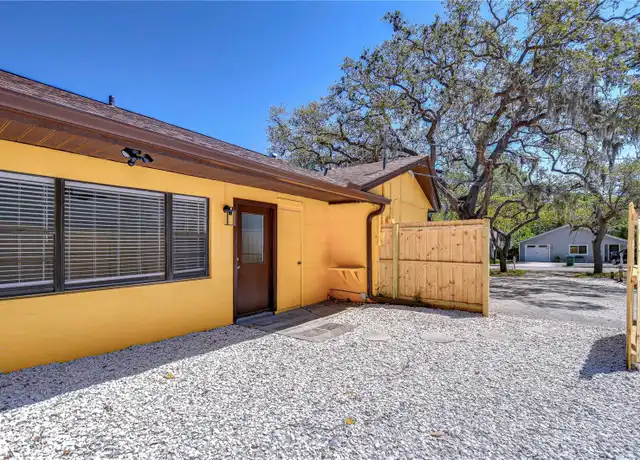Property at 514 Pennsylvania Ave, Palm Harbor, FL, 34683, 1 bed, 1 bath, [object Object]