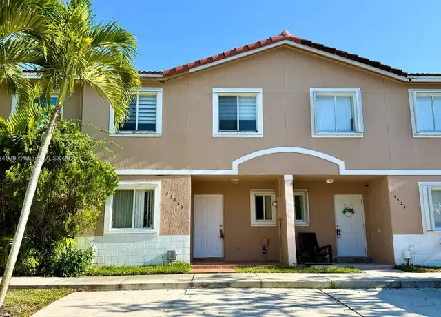 Property at 13922 SW 172nd Ter Unit 13922, Miami, FL, 33177, 4 beds, 3 baths, [object Object]
