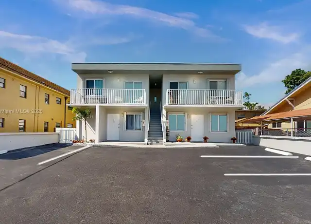Property at 426 NW 13th Ave Unit 3, Miami, FL, 33125, 2 beds, 1 bath, [object Object]