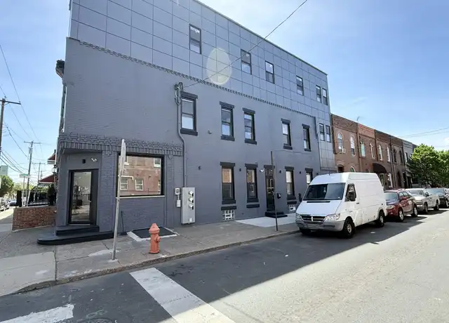 Property at 2411 S 13th St Unit 3, Philadelphia, PA, 19148, 2 beds, 1 bath, [object Object]