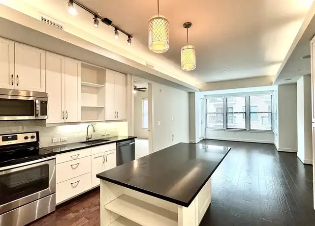 Property at 2303 Mid Ln Unit 320, Houston, TX, 77027, 1 bed, 1 bath, [object Object]