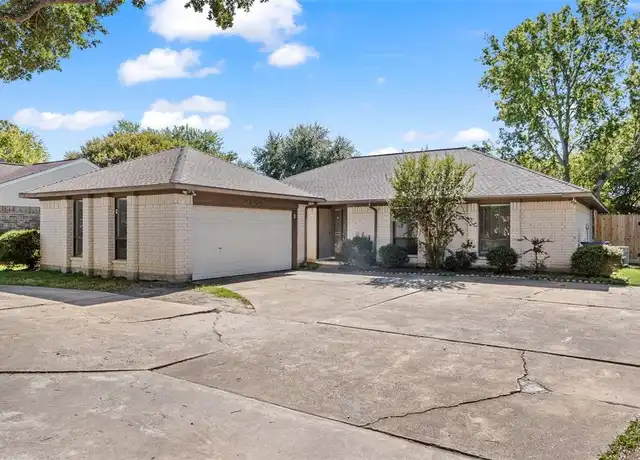 Property at 6802 Vialinda Dr, Houston, TX, 77083, 3 beds, 2 baths, [object Object]
