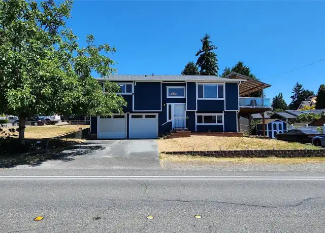 Property at 2820 Burnett Ave N, Renton, WA, 98056, 3 beds, 3 baths, [object Object]