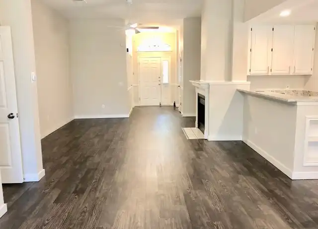 Property at 8008 Nairn Dr, Austin, TX, 78749, 3 beds, 2 baths, [object Object]