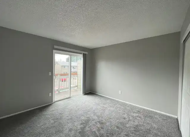Property at 635 SE 182nd Ave Unit 687, Portland, OR, 97233, 2 beds, 1 bath, [object Object]