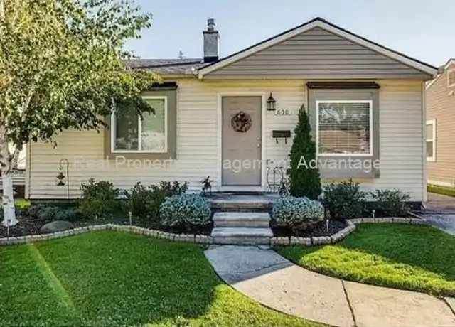 Property at 600 E Kalama Ave, Madison Heights, MI, 48071, 2 beds, 1 bath, [object Object]