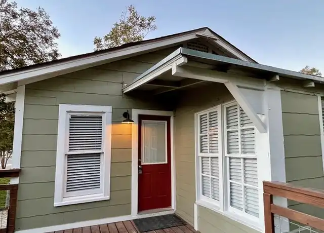 Property at 1075 W Coll St, New Braunfels, TX, 78130, 1 bed, 1 bath, [object Object]