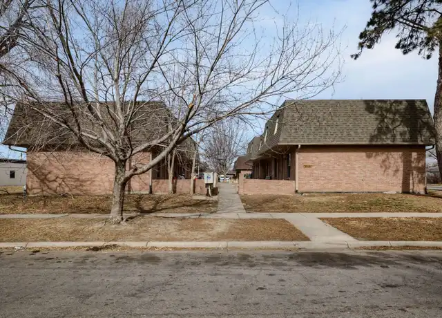 Property at 4910 Dudley St Unit 4, Lincoln, NE, 68504, 3 beds, 2 baths, [object Object]
