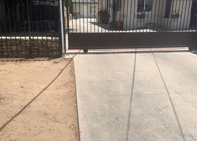 Property at 7416 Vassar Ave, Canoga Park, CA, 91303, 2 beds, 2 baths, [object Object]