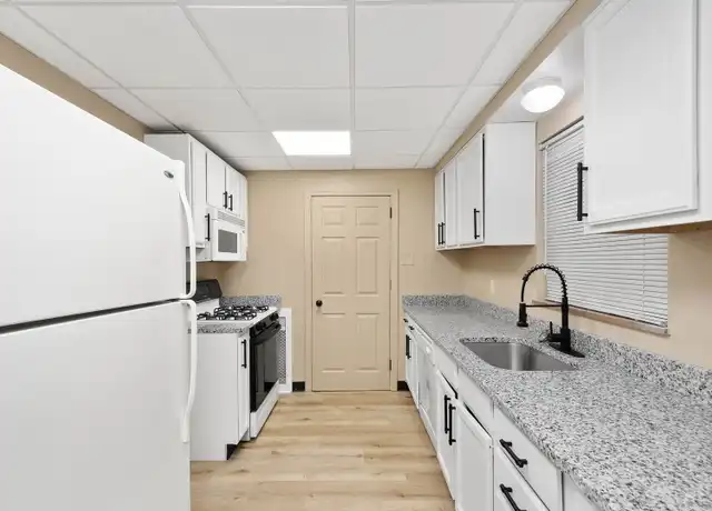 Property at 610 Brown Ave, Turtle Creek, PA, 15145, 2 beds, 1 bath, [object Object]