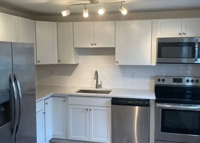 Property at 1121 Main St unit Unit 3, Lansdale, PA, 19446, 2 beds, 1 bath, [object Object]