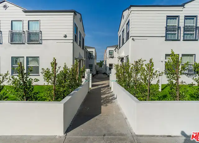 Property at 837 N Alfred St, West Hollywood, CA, 90069, 1 bed, 1 bath, [object Object]