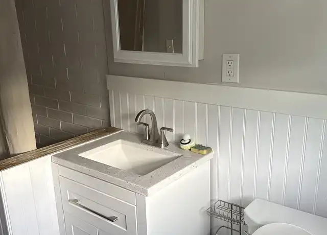 Property at 28 Downes Ave Unit 28 downes sve, Pawtucket, RI, 02861, 3 beds, 1 bath, [object Object]