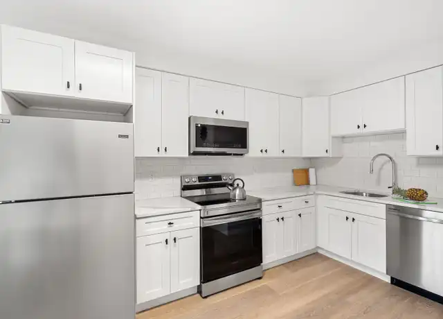 Property at 12 Nonantum St Unit 2D, Boston, MA, 02135, 5 beds, 5 baths, [object Object]