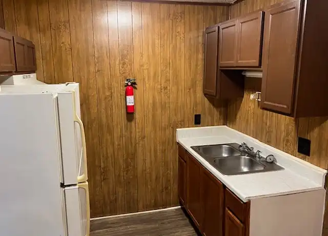 Property at 3950 Bradford Ct Unit C, Winston-Salem, NC, 27106, 1 bed, 1 bath, [object Object]