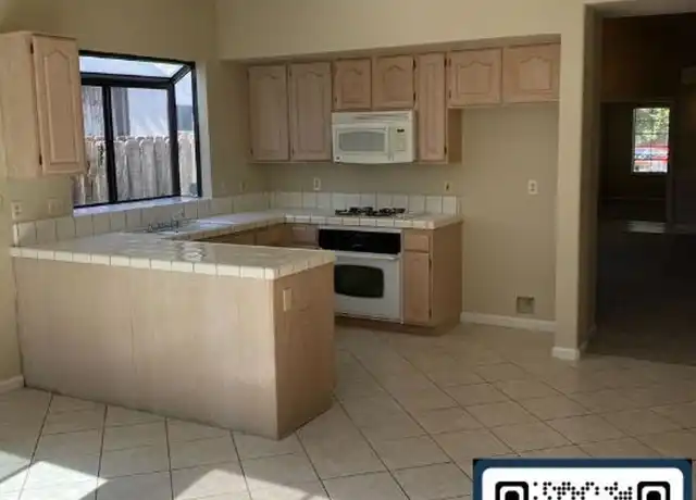 Property at 5050 Felicia Way, Elk Grove, CA, 95758, 3 beds, 2 baths, [object Object]