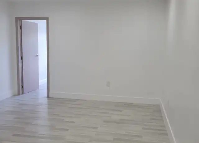 Property at 2174 NE 170th St, North Miami Beach, FL, 33162, 2 beds, 1 bath, [object Object]