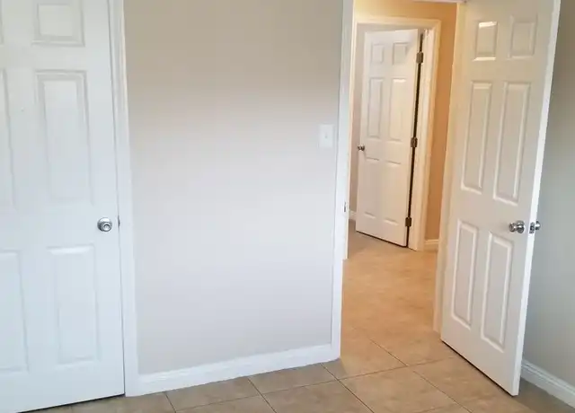 Property at 325 E Leatrice Ln Unit 5, Anaheim, CA, 92802, 2 beds, 1 bath, [object Object]