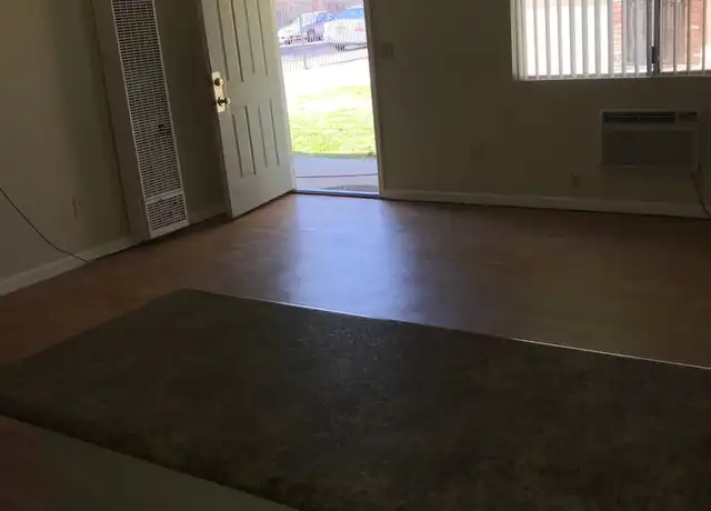 Property at 18462 Montezuma St Unit 05, Adelanto, CA, 92301, 2 beds, 1 bath, [object Object]