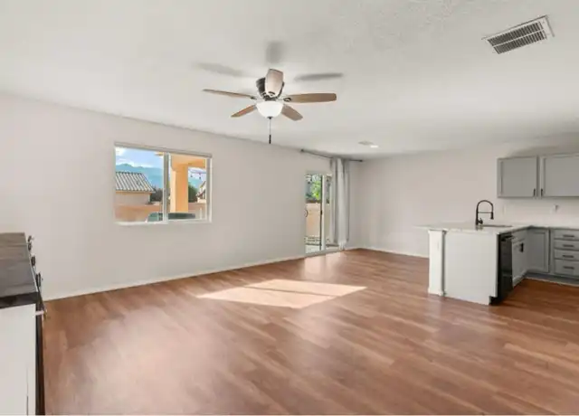 Property at 716 Palo Duro Dr NE, Bernalillo, NM, 87004, 3 beds, 2.5 baths, [object Object]