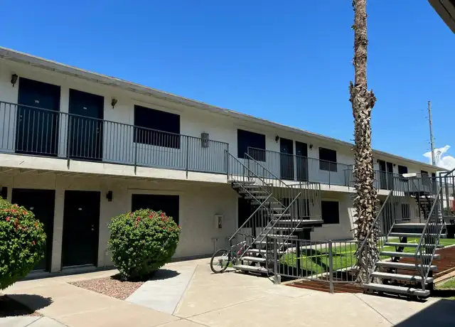 Property at Deer Valley Village - 718 E Bethany Home Rd, Phoenix, AZ, 85014, 1 bed, 1 bath, [object Object]