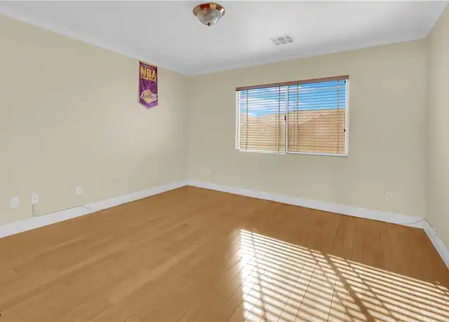 Property at 1326 Summer Dawn Ave, Henderson, NV, 89014, 5 beds, 3 baths, [object Object]