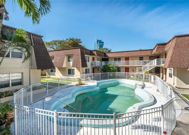 Property at 4530 SW 54th St Unit 104D, Fort Lauderdale, FL, 33314, 2 beds, 2 baths, [object Object]