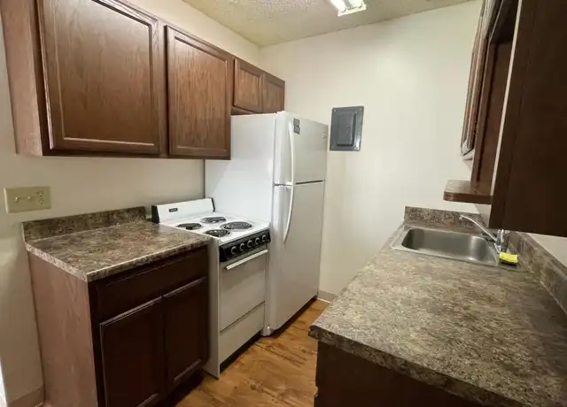 Property at 1315 D St Unit 12, Lincoln, NE, 68502, 2 beds, 1.5 baths, [object Object]