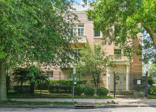 Property at 7530 Saint Charles Ave, New Orleans, LA, 70118, 1 bed, 1 bath, [object Object]