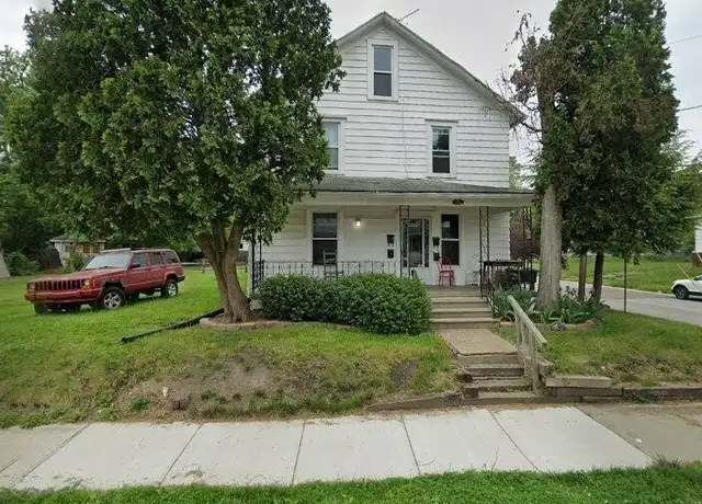 Property at 1052 Yale St Unit 2, Akron, OH, 44301, 1 bed, 1 bath, [object Object]