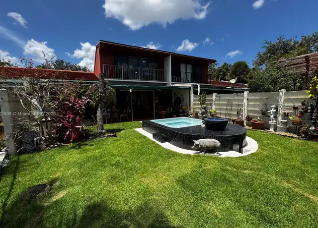 Property at 6984 Greentree Ln Unit 6984, Miami Lakes, FL, 33014, 3 beds, 2 baths, [object Object]
