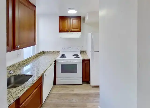 Property at 38 W Biddle St Unit 717-301, Baltimore, MD, 21201, 1 bed, 1 bath, [object Object]