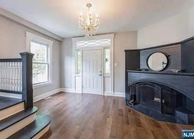 Property at 92 Highwood Ave, Tenafly, NJ, 07670, 6 beds, 3.5 baths, [object Object]