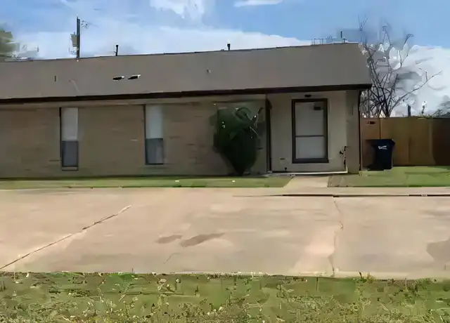Property at 718 San Saba Dr, College Station, TX, 77845, 2 beds, 1 bath, [object Object]