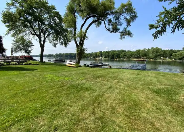 Property at 6930 Colony Dr, West Bloomfield, MI, 48323, 4 beds, 2 baths, [object Object]