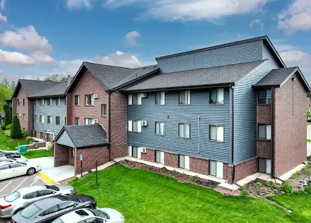 Property at The Commons - 8201 College Trl, Inver Grove Heights, MN, 55076, 1-3 bed, 1.5 baths, [object Object]