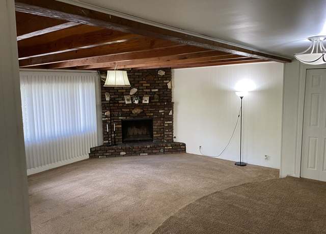 Photo of 23711 Bowl Rd Unit B, Crestline, CA 92325
